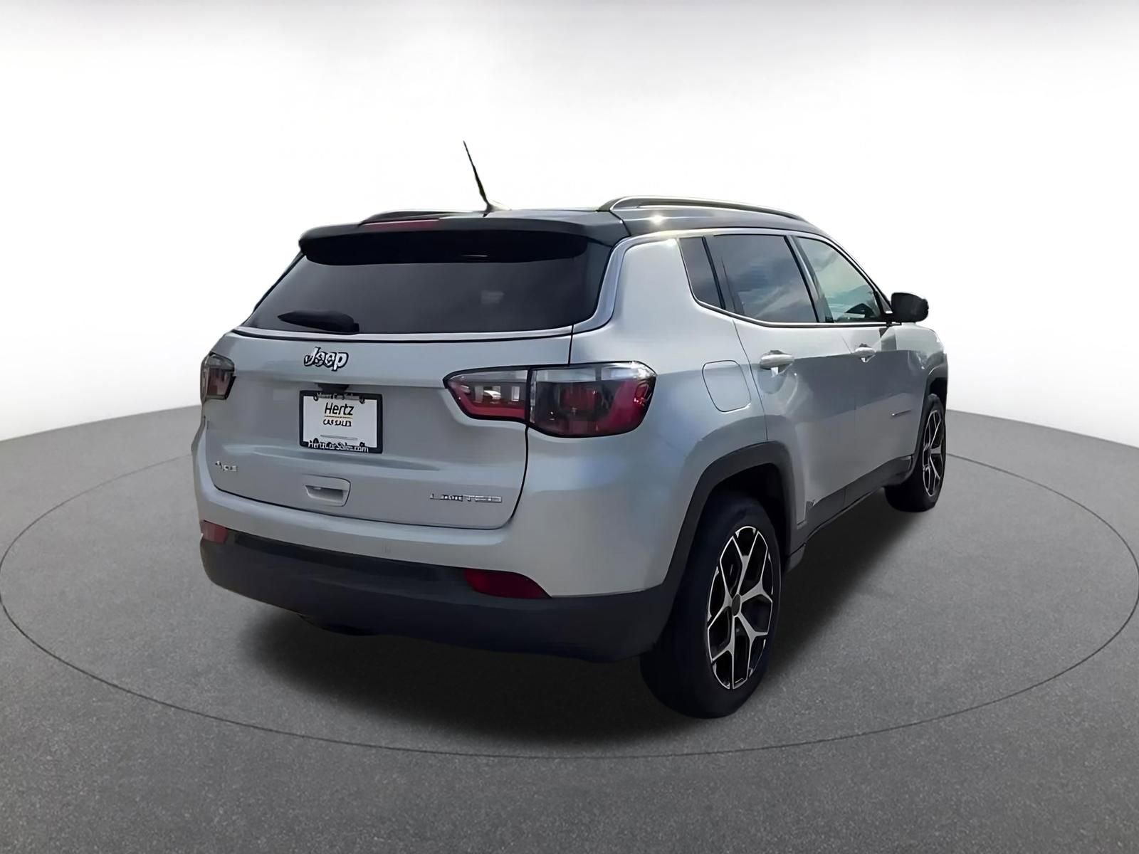 Thumbnail: 2025 Jeep Compass - 15