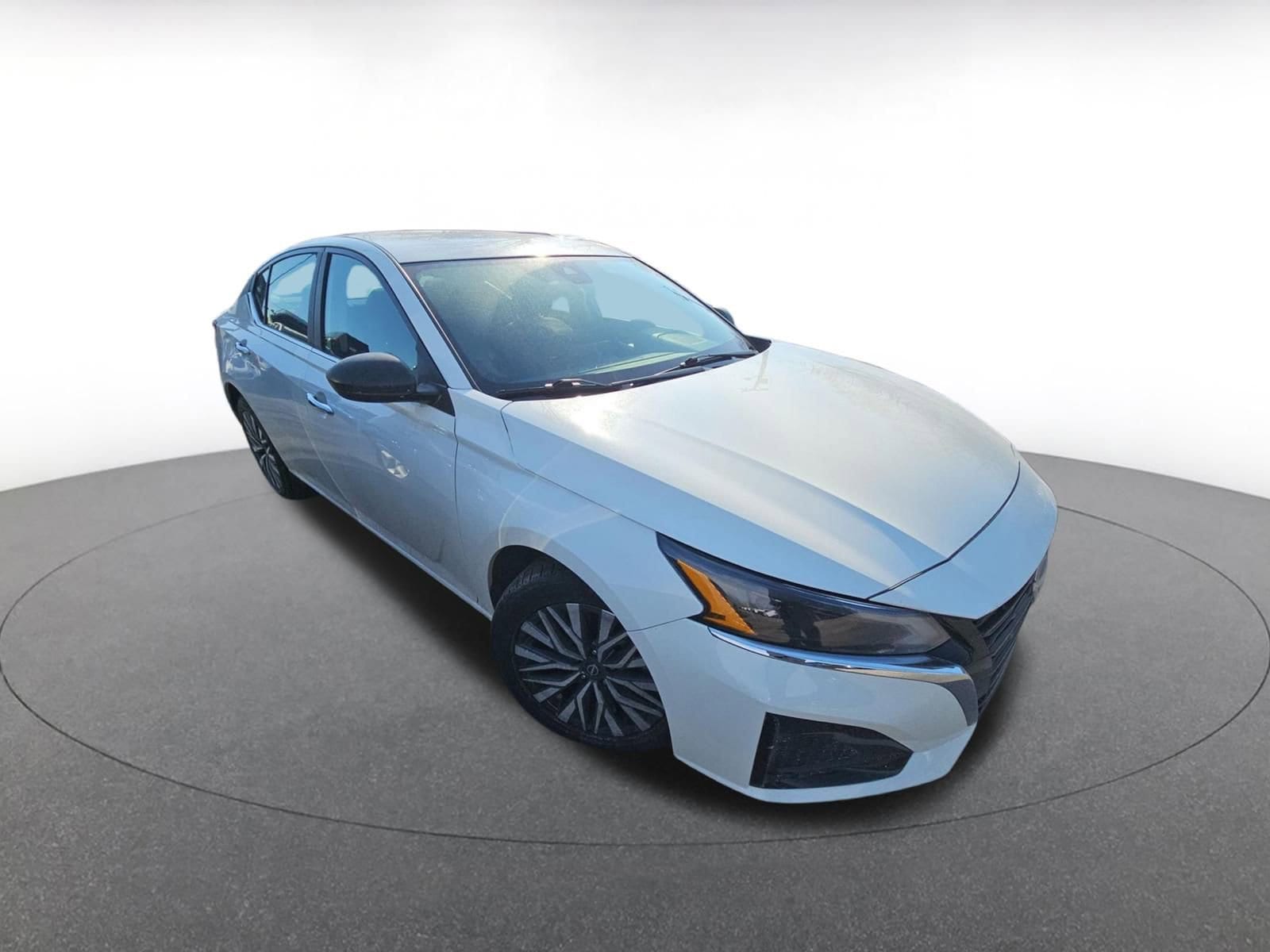 Thumbnail: 2025 Nissan Altima - 2