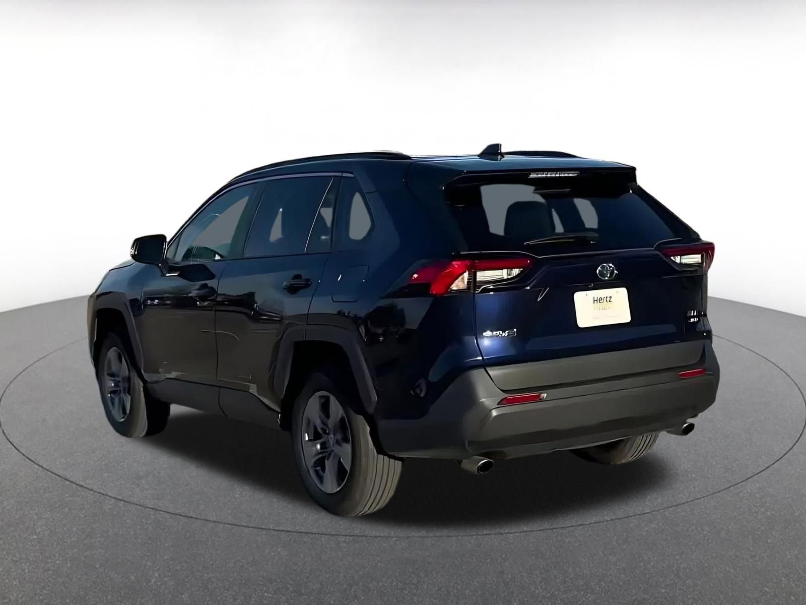 Thumbnail: 2025 Toyota RAV4 - 10