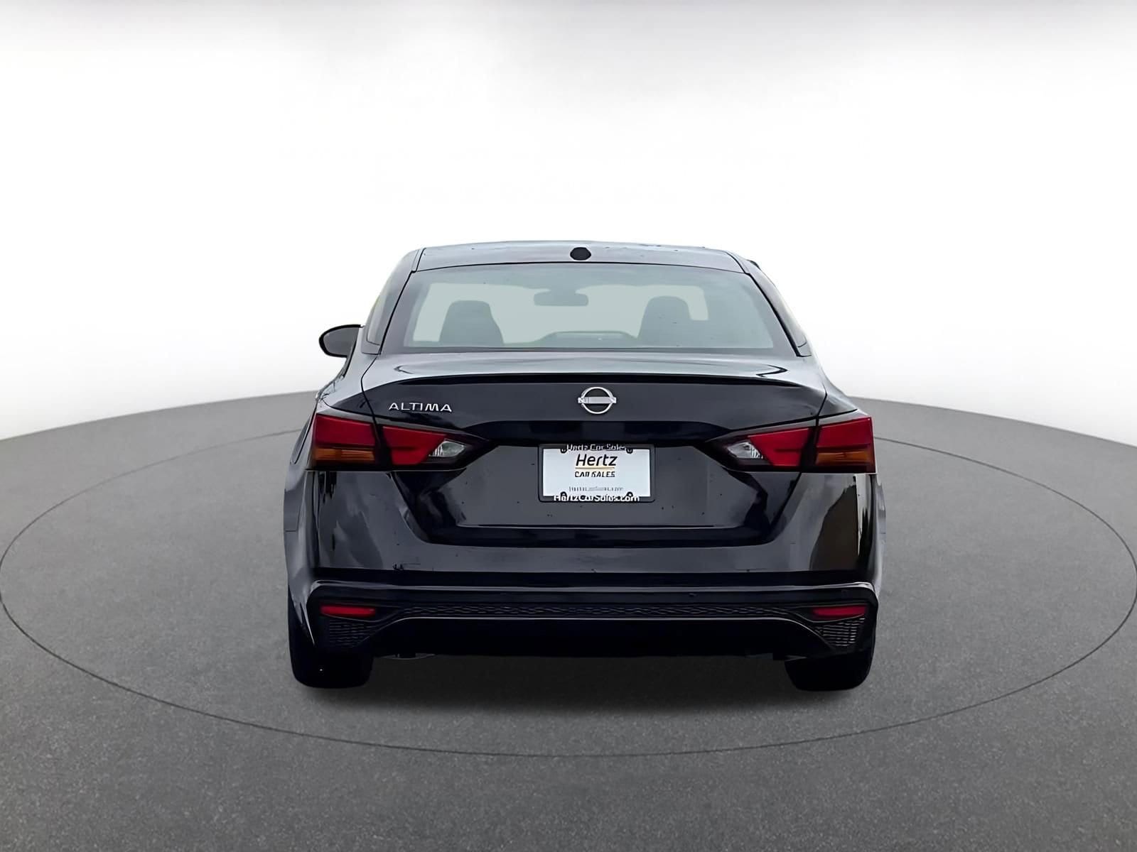Thumbnail: 2025 Nissan Altima - 14