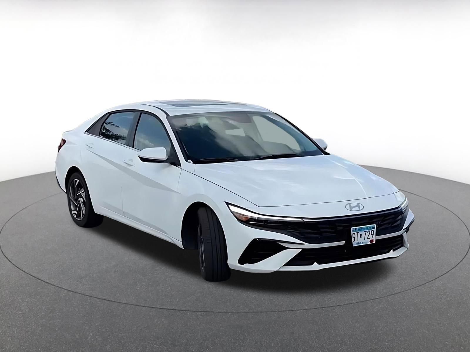 Thumbnail: 2025 Hyundai Elantra - 3