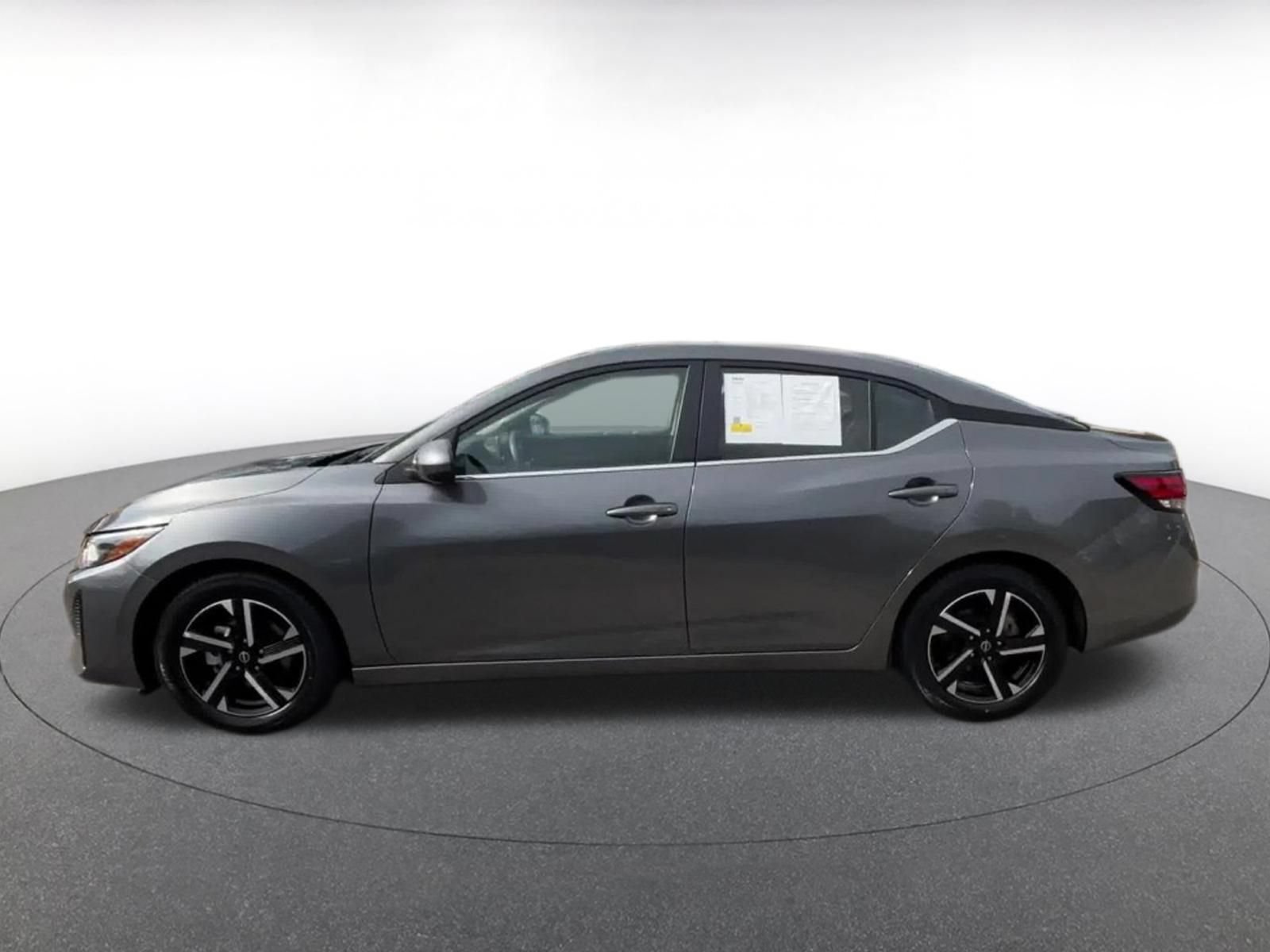 Thumbnail: 2025 Nissan Sentra - 9