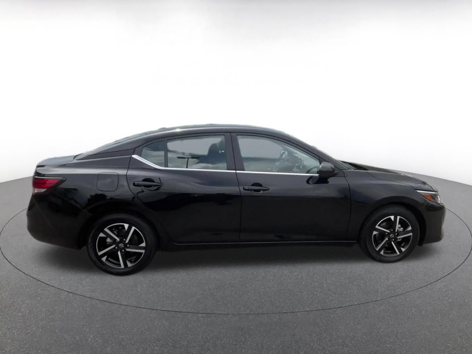 Thumbnail: 2025 Nissan Sentra - 16