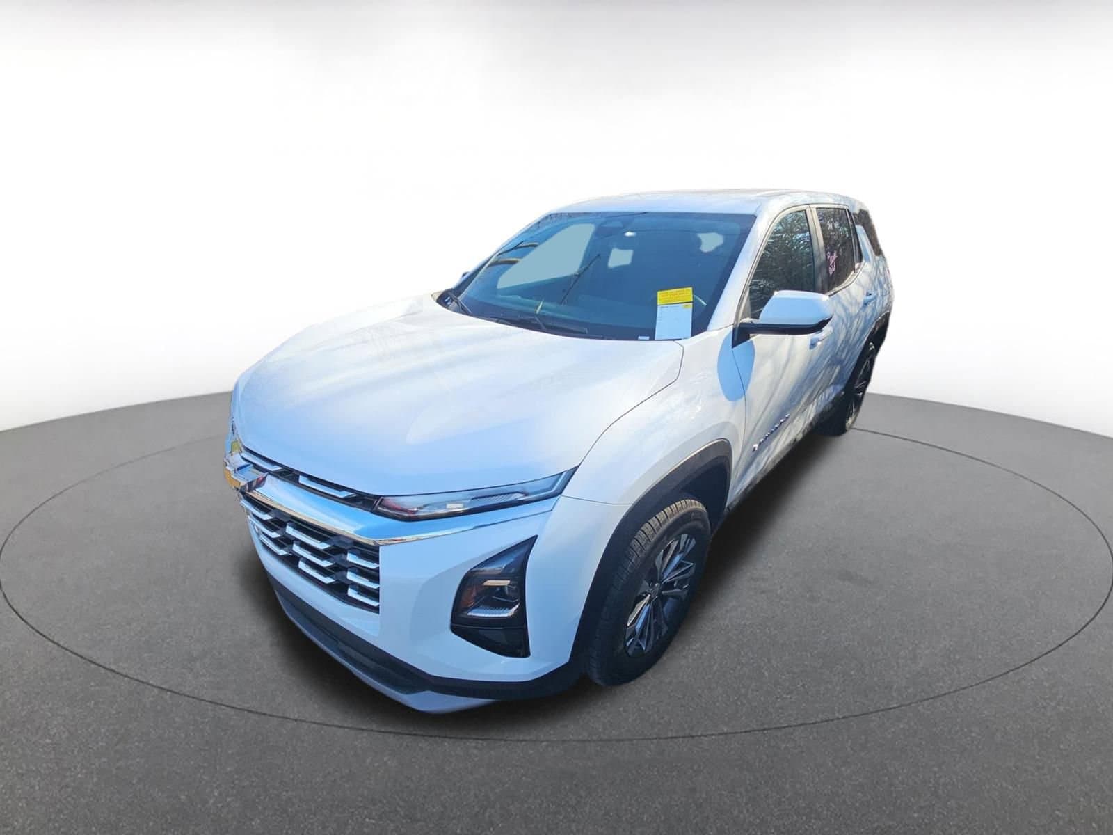 Thumbnail: 2025 Chevrolet Equinox - 3