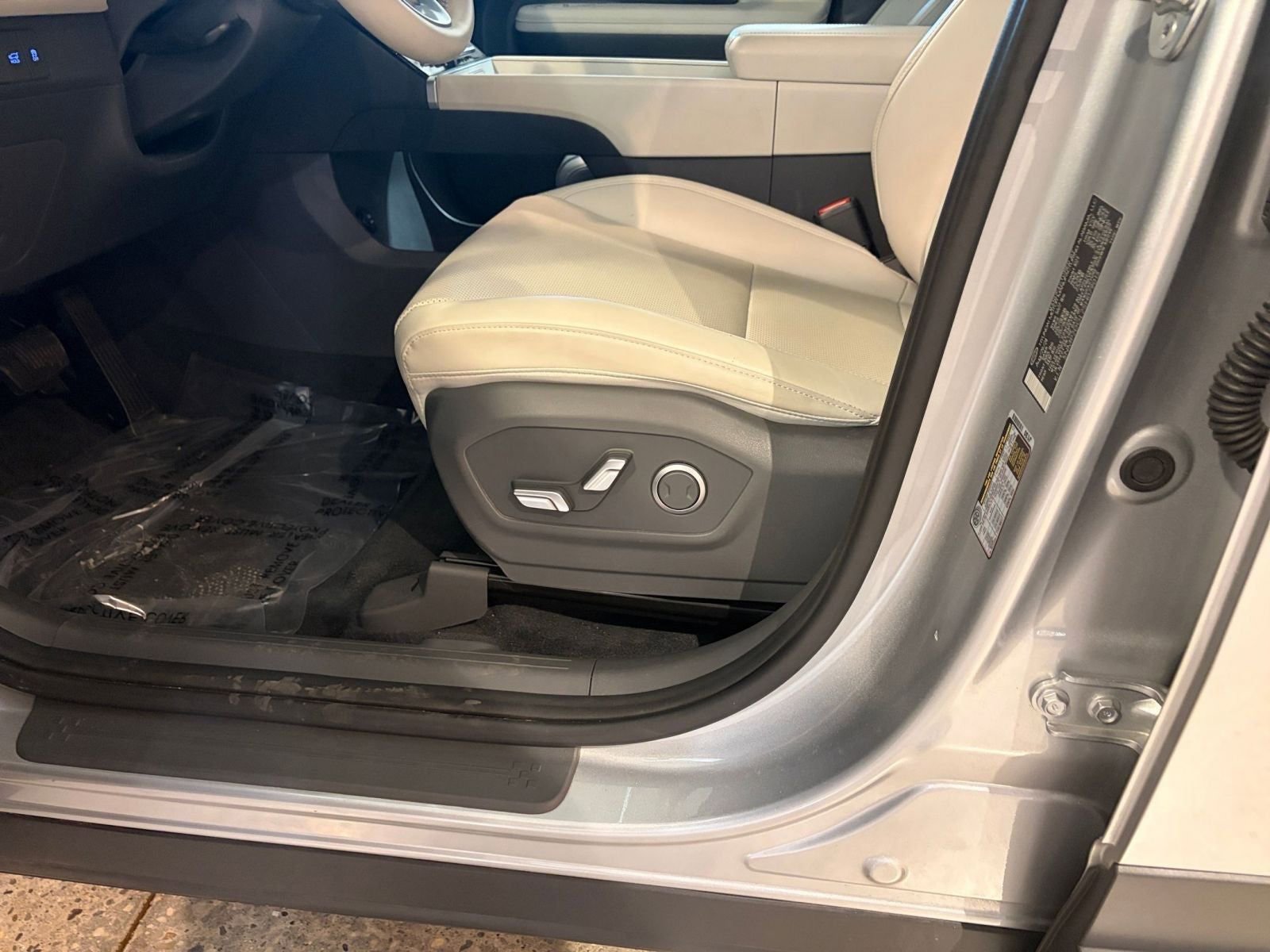 Thumbnail: 2025 Hyundai Santa Fe - 22