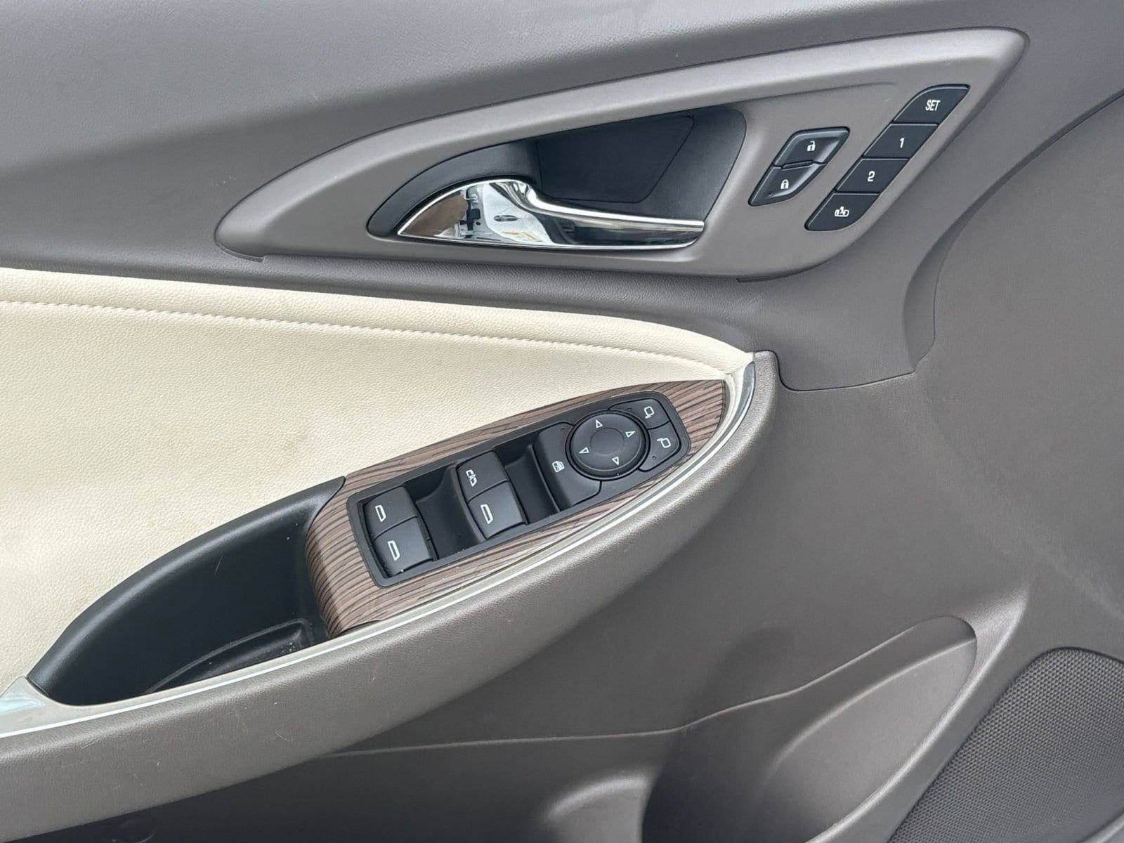 Thumbnail: 2024 Chevrolet Malibu - 20