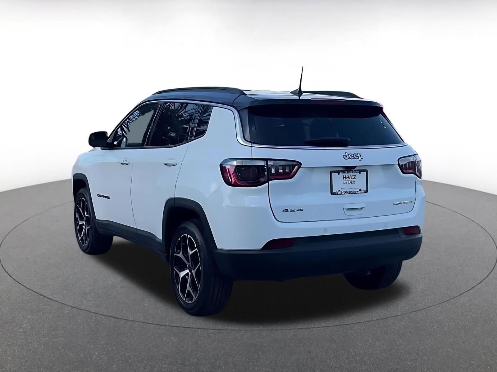 Thumbnail: 2025 Jeep Compass - 11