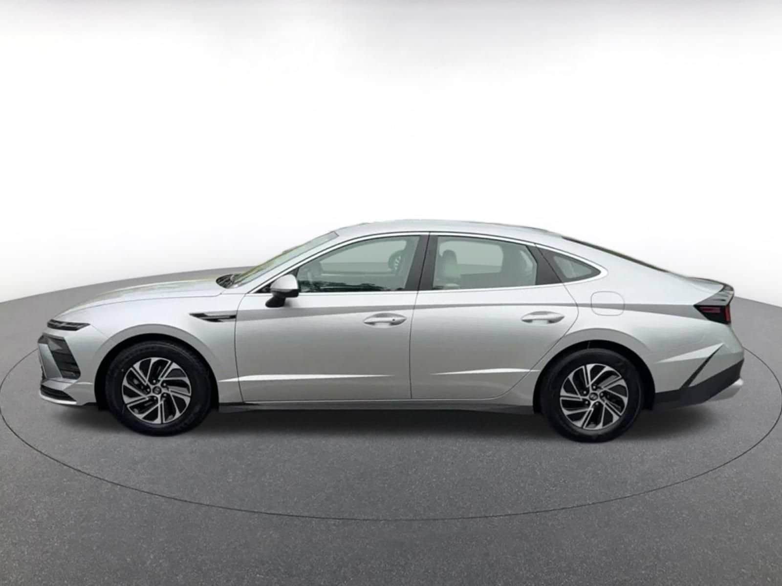 Thumbnail: 2026 Hyundai Sonata - 7