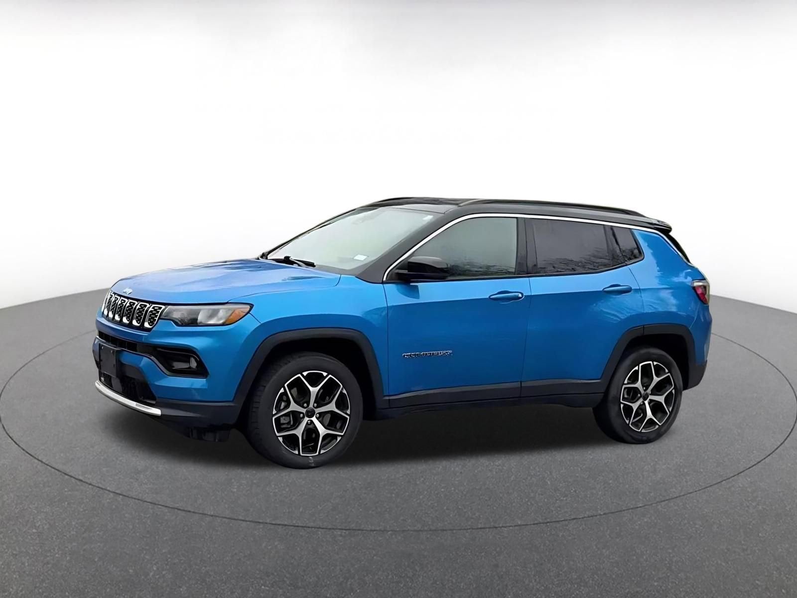 Thumbnail: 2025 Jeep Compass - 9
