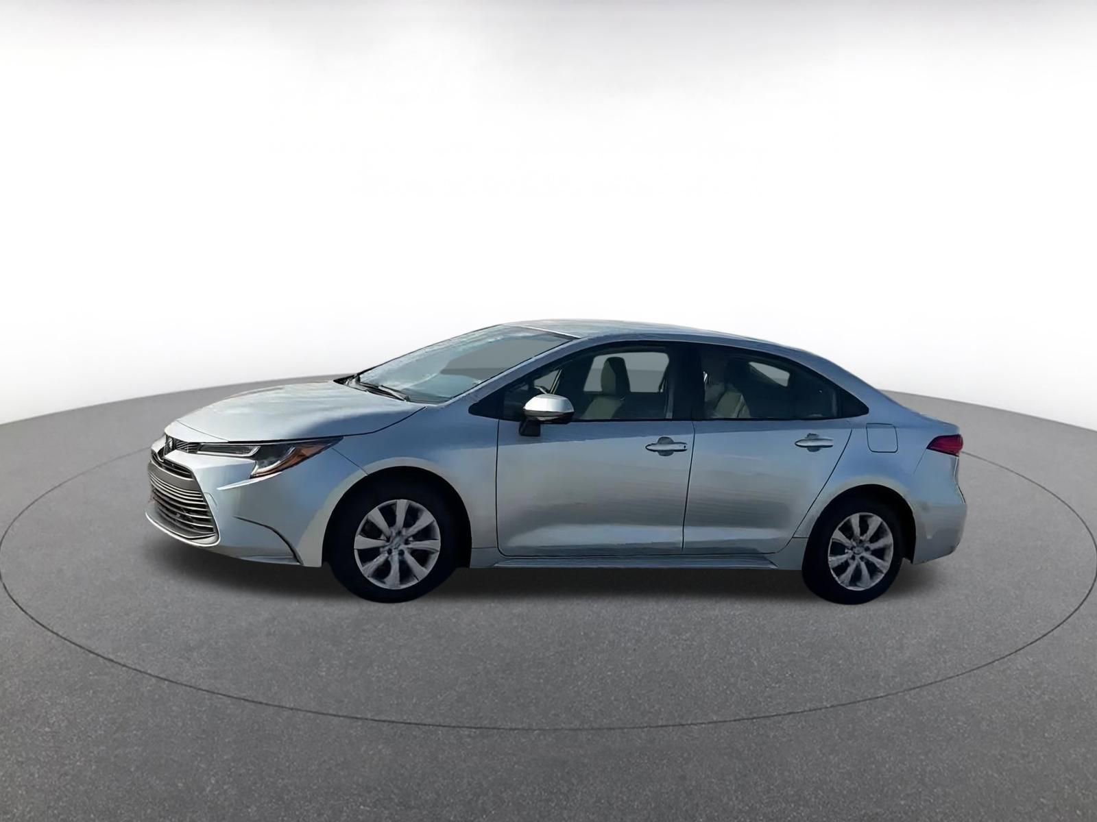 Thumbnail: 2023 Toyota Corolla - 7