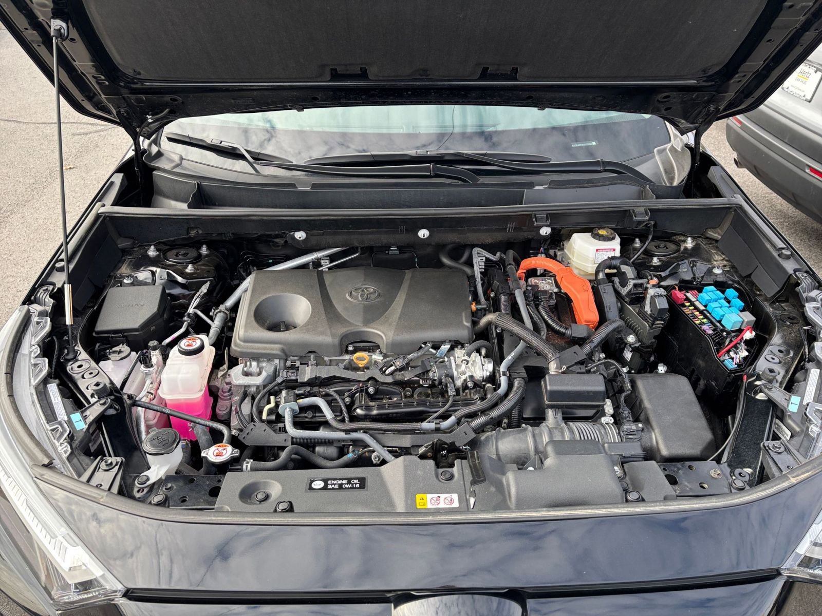 Thumbnail: 2025 Toyota RAV4 - 33