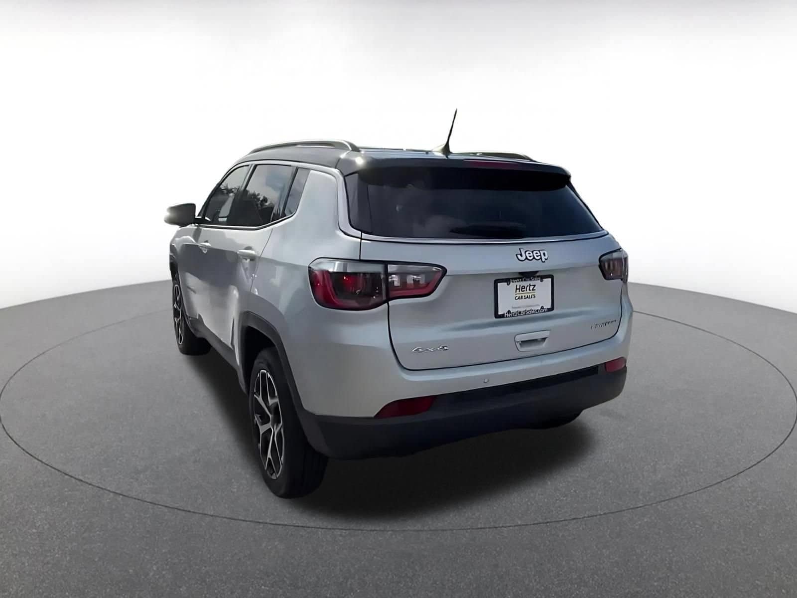 Thumbnail: 2025 Jeep Compass - 9