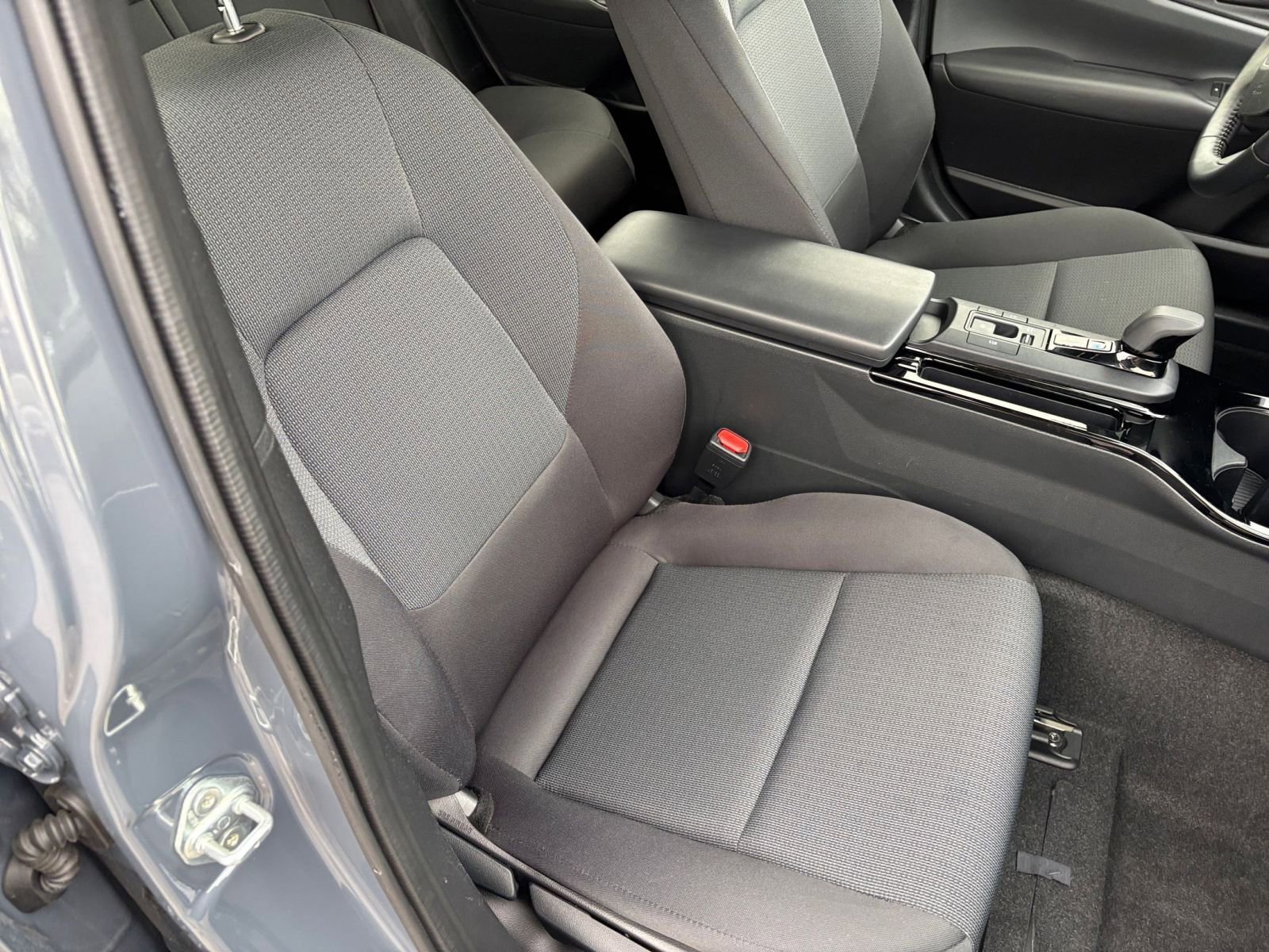 Thumbnail: 2025 Toyota Prius - 34