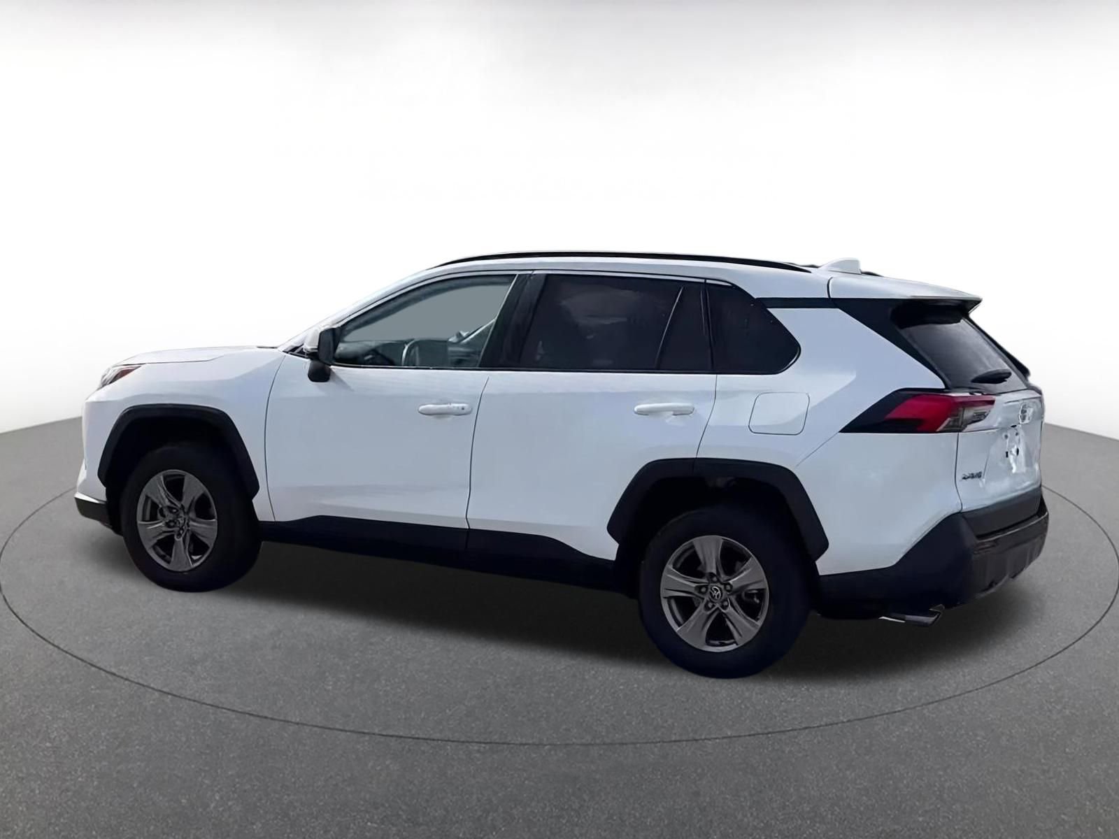 Thumbnail: 2025 Toyota RAV4 - 10