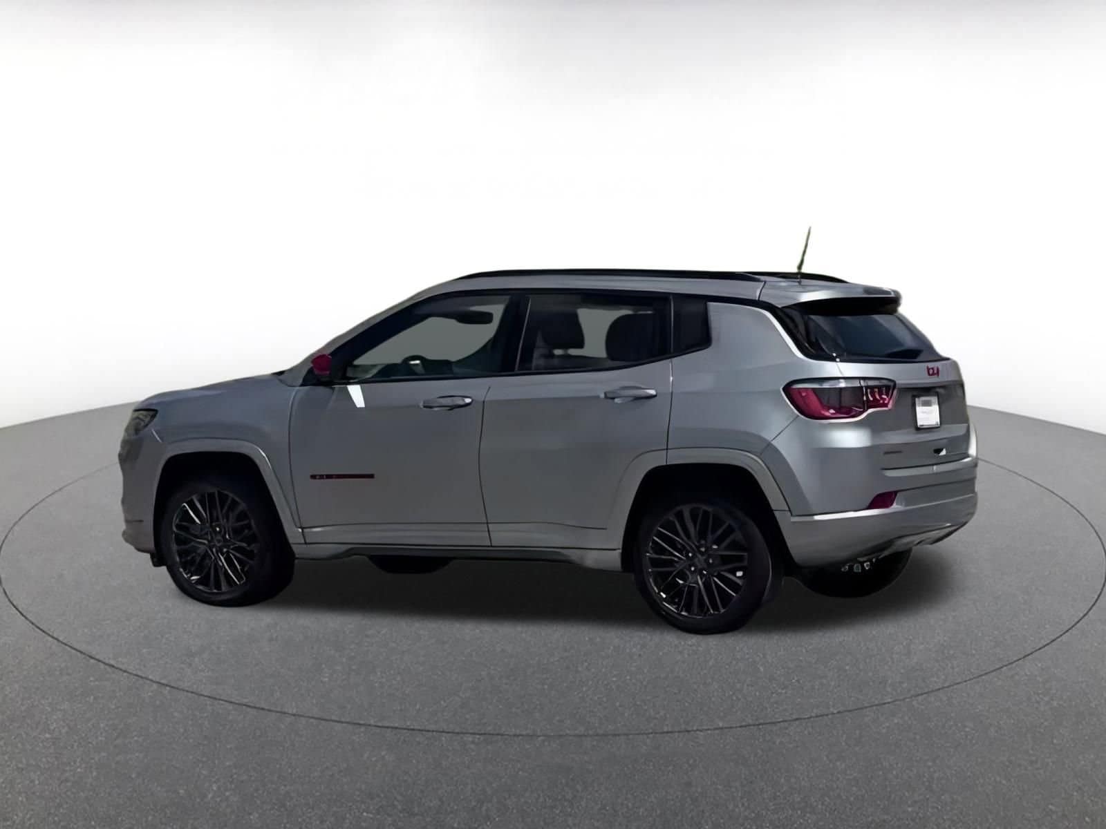 Thumbnail: 2023 Jeep Compass - 13