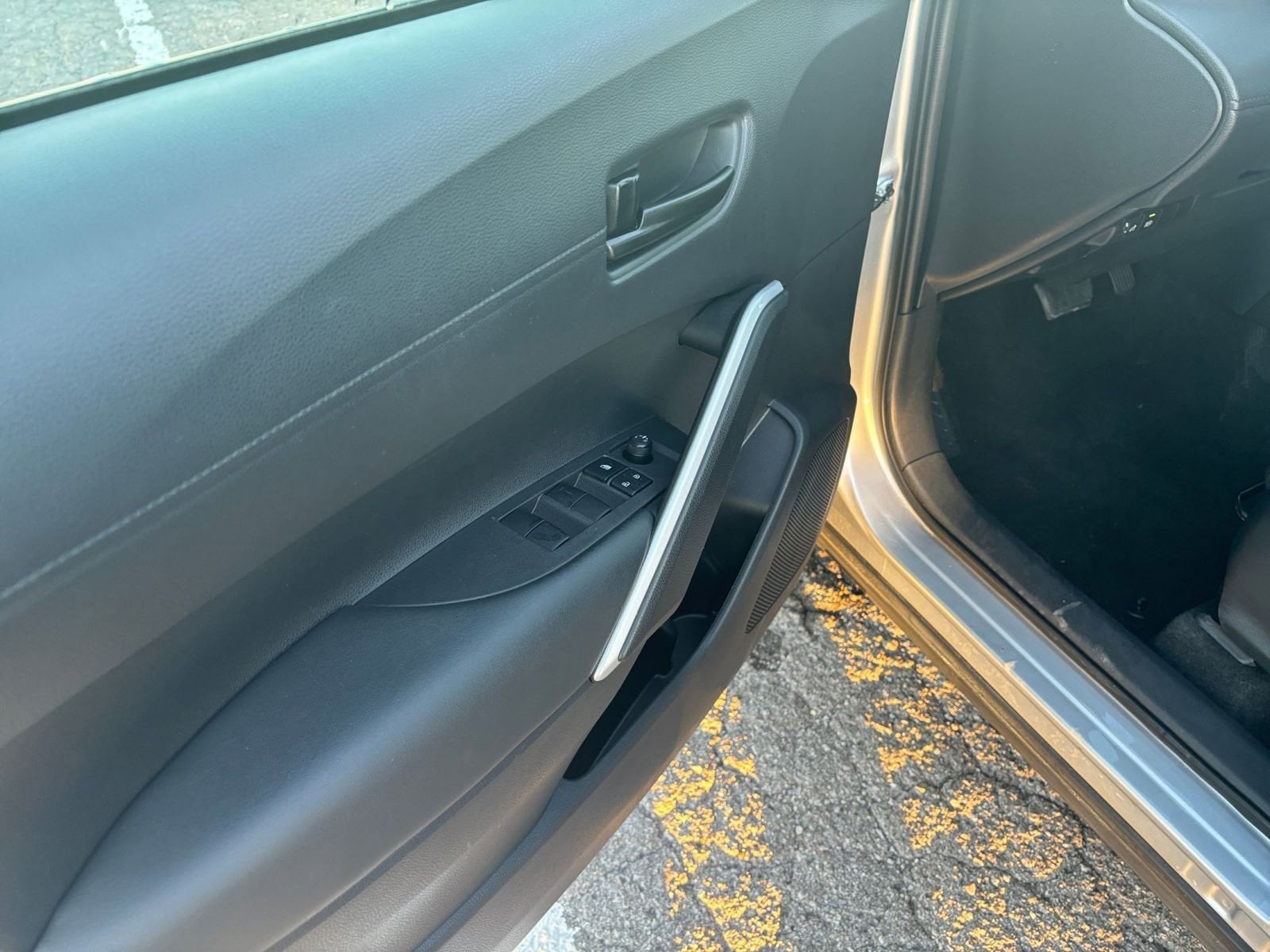 Thumbnail: 2025 Toyota Corolla Cross - 20