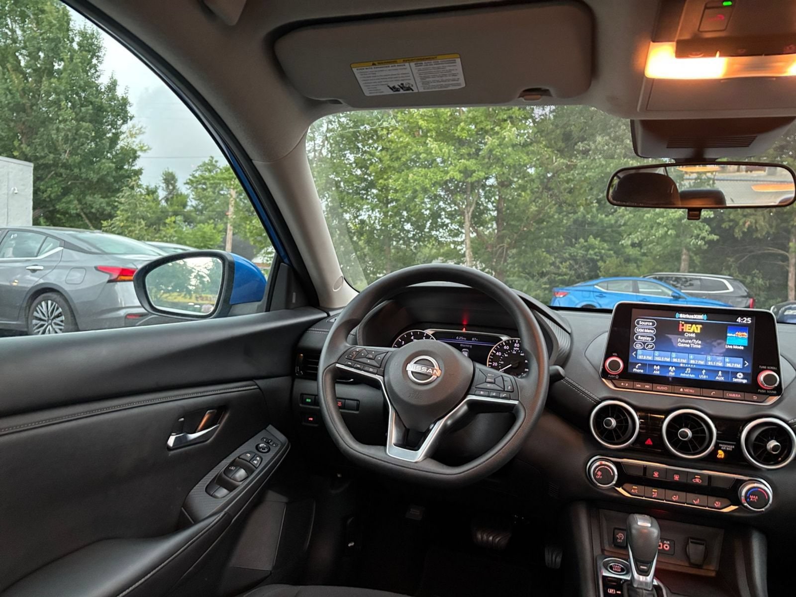Thumbnail: 2025 Nissan Sentra - 33
