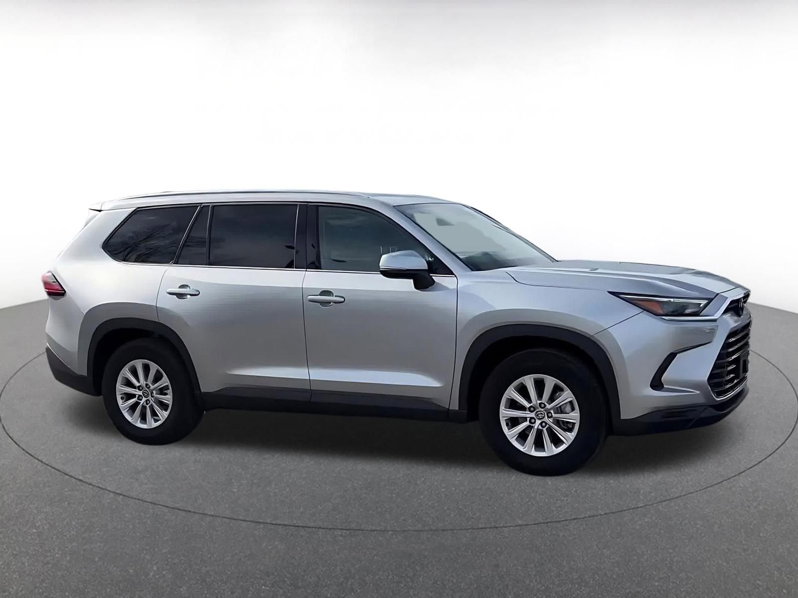 Thumbnail: 2025 Toyota Grand Highlander - 8