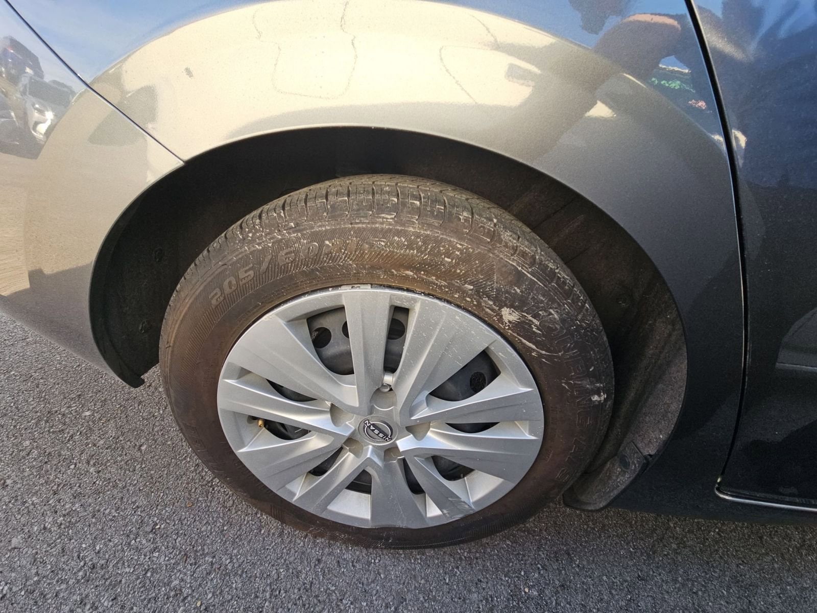 Thumbnail: 2025 Nissan Sentra - 9