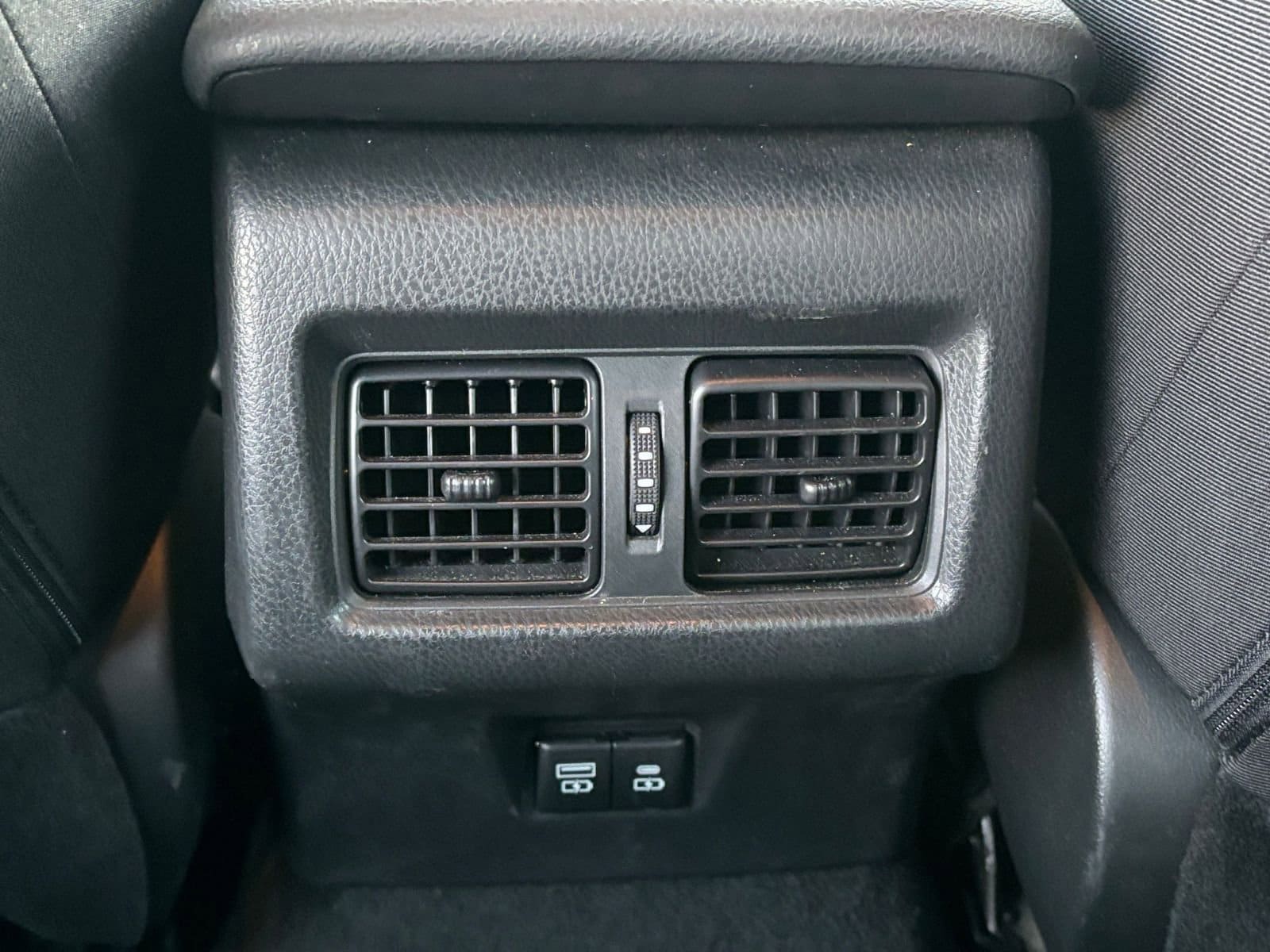 Thumbnail: 2025 Toyota Camry - 23