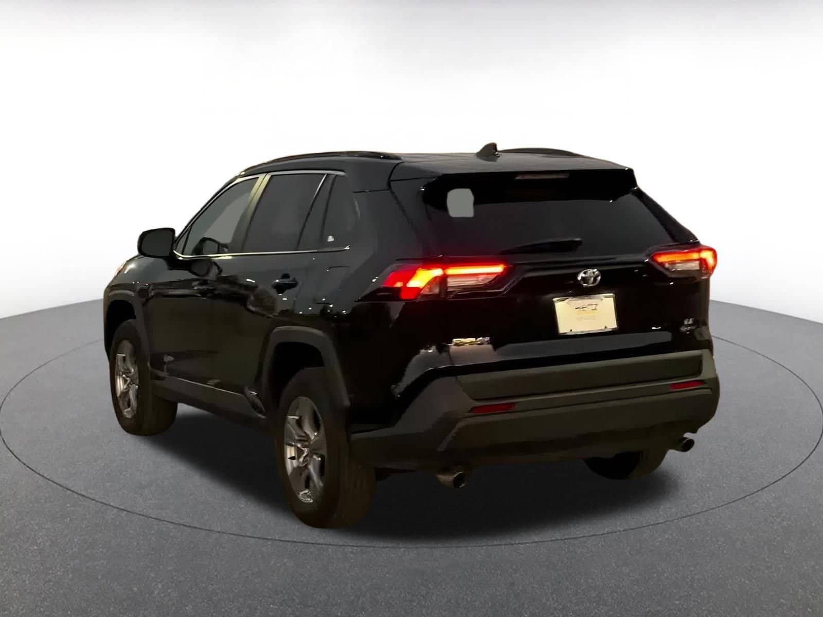 Thumbnail: 2025 Toyota RAV4 - 11