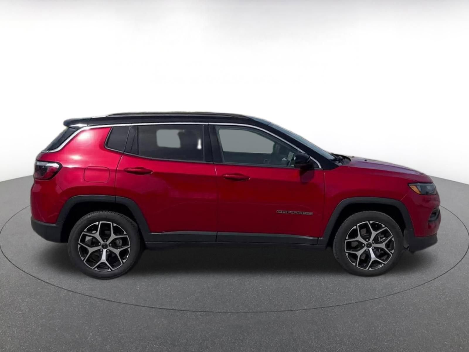 Thumbnail: 2025 Jeep Compass - 16