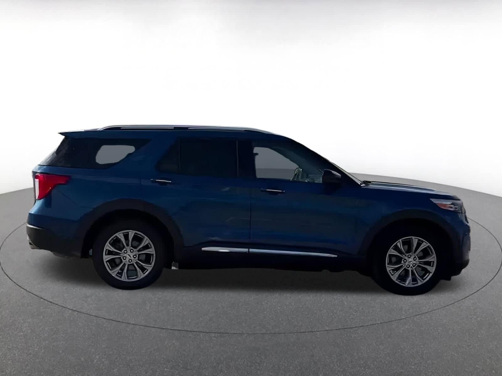 Thumbnail: 2023 Ford Explorer - 15