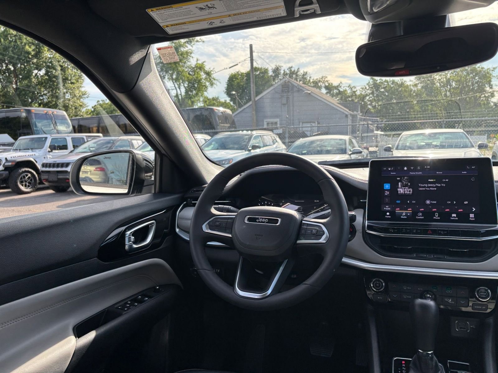Thumbnail: 2025 Jeep Compass - 34