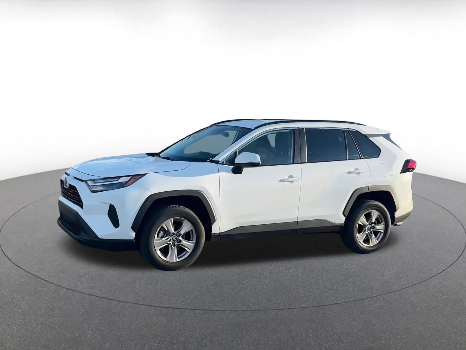 Thumbnail: 2025 Toyota RAV4 - 8