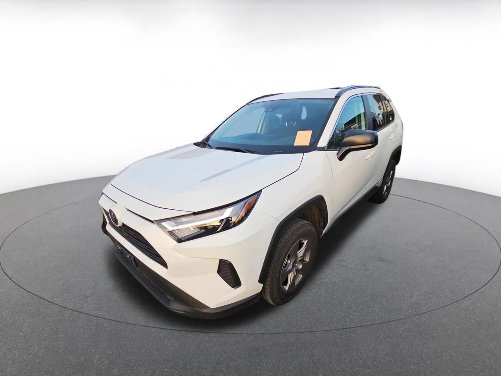 Thumbnail: 2025 Toyota RAV4 - 3