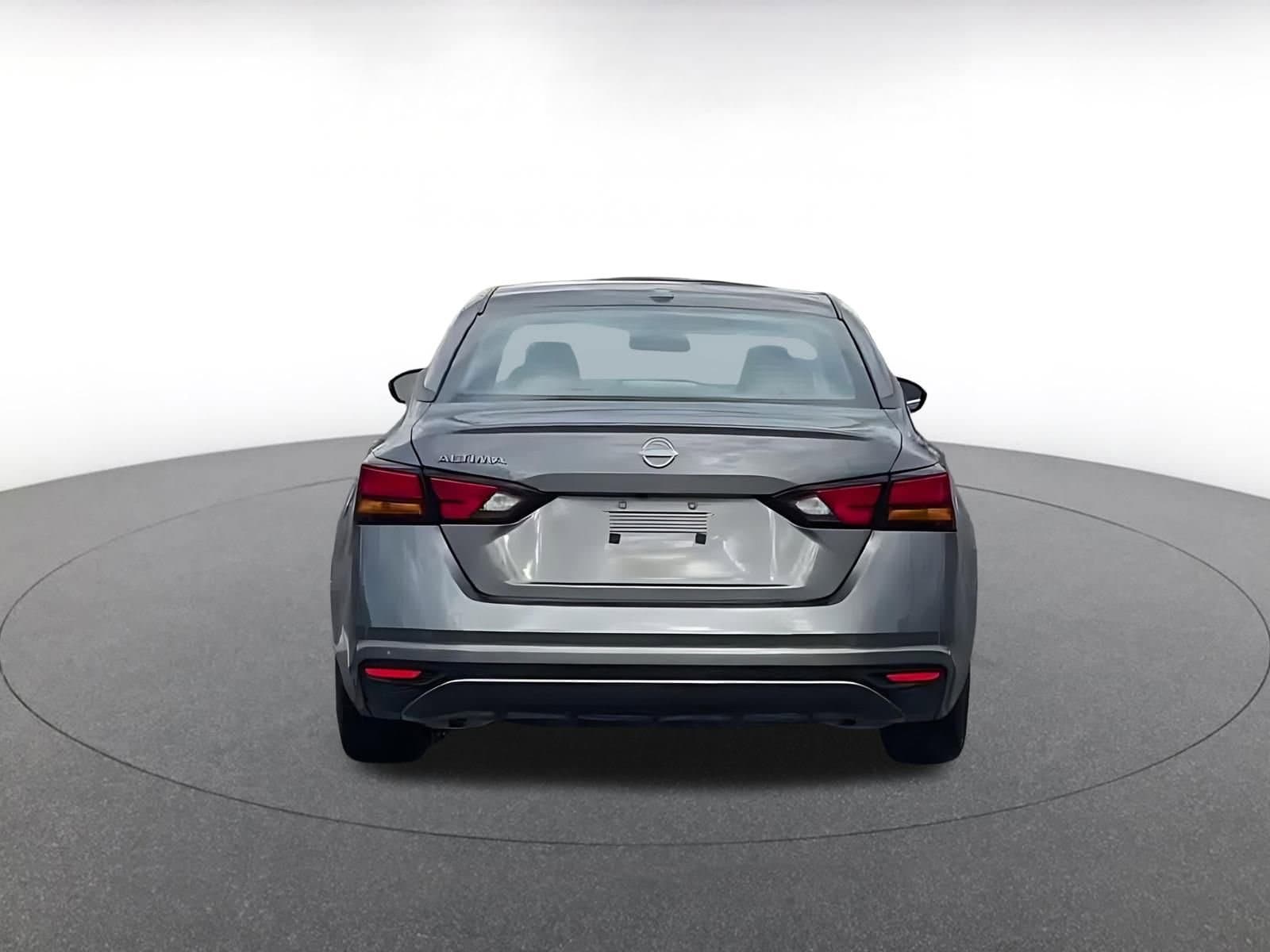 Thumbnail: 2025 Nissan Altima - 12