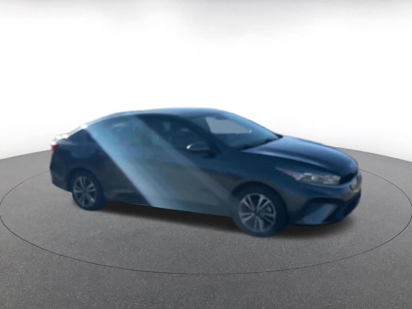 Thumbnail: 2024 Kia Forte - 2