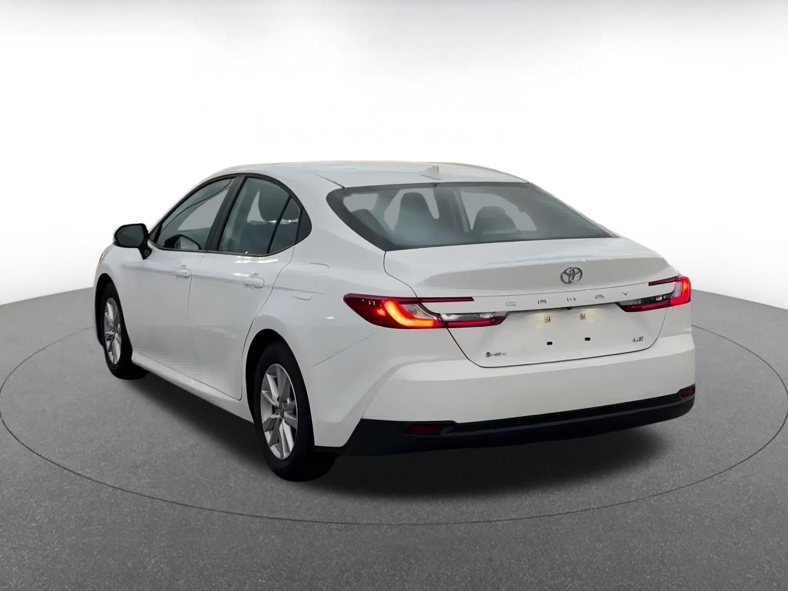 Thumbnail: 2025 Toyota Camry - 12