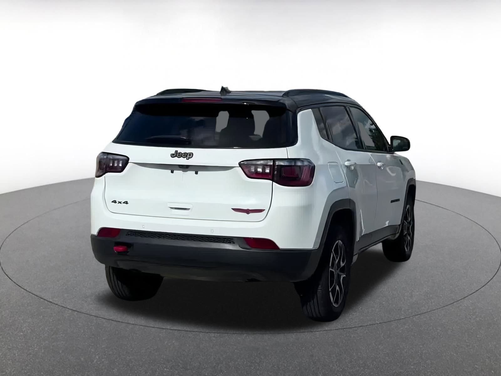 Thumbnail: 2025 Jeep Compass - 15