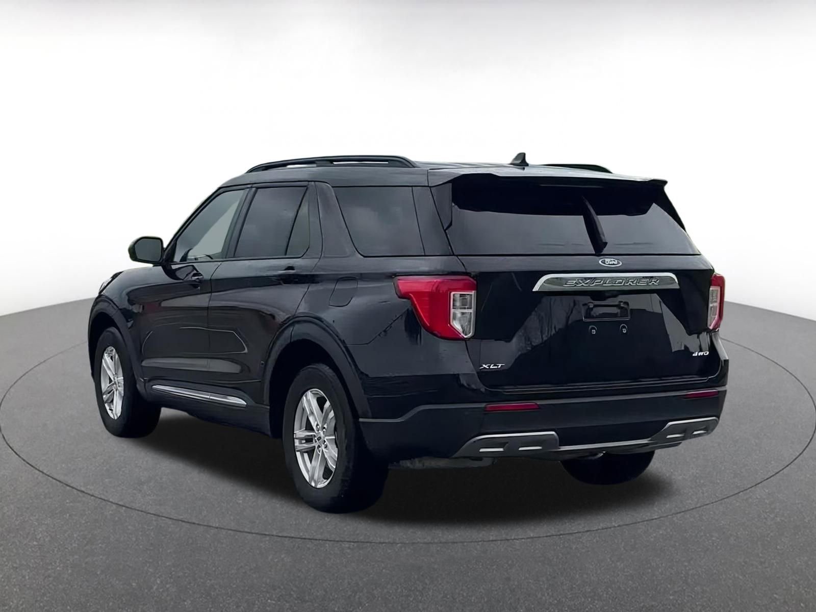 Thumbnail: 2023 Ford Explorer - 13