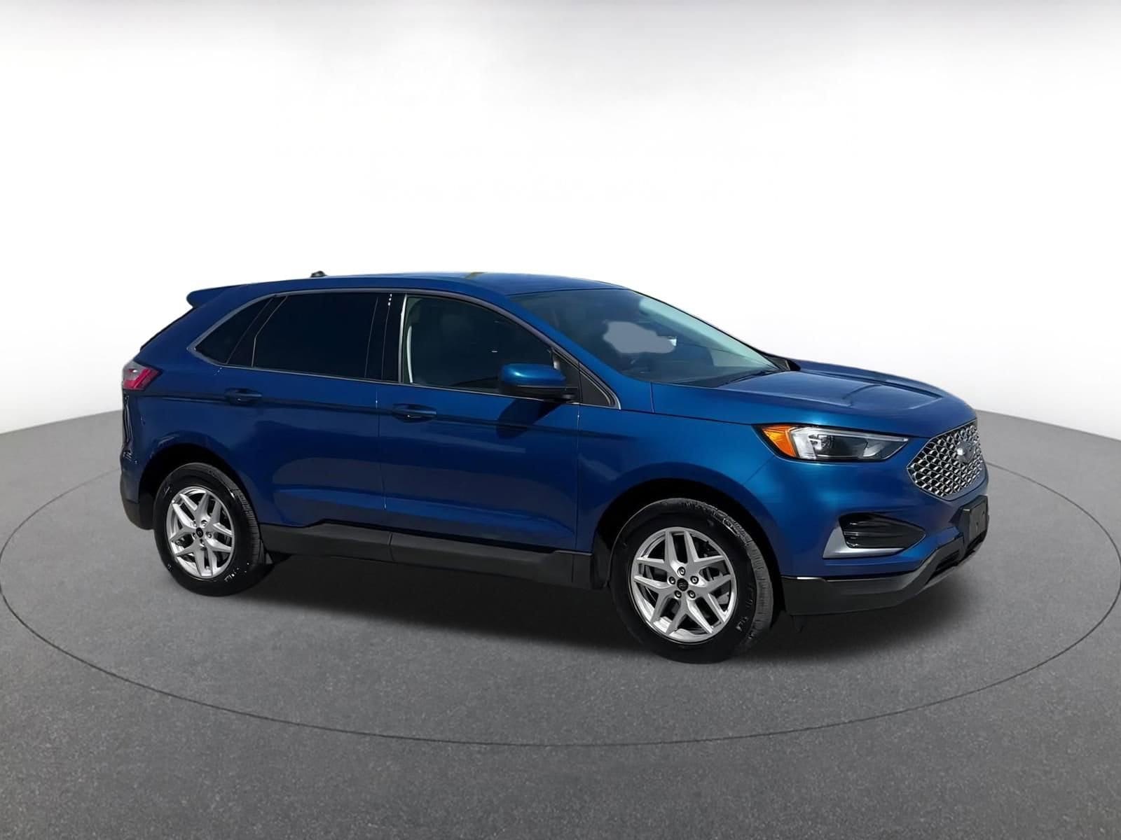 Thumbnail: 2024 Ford Edge - 2