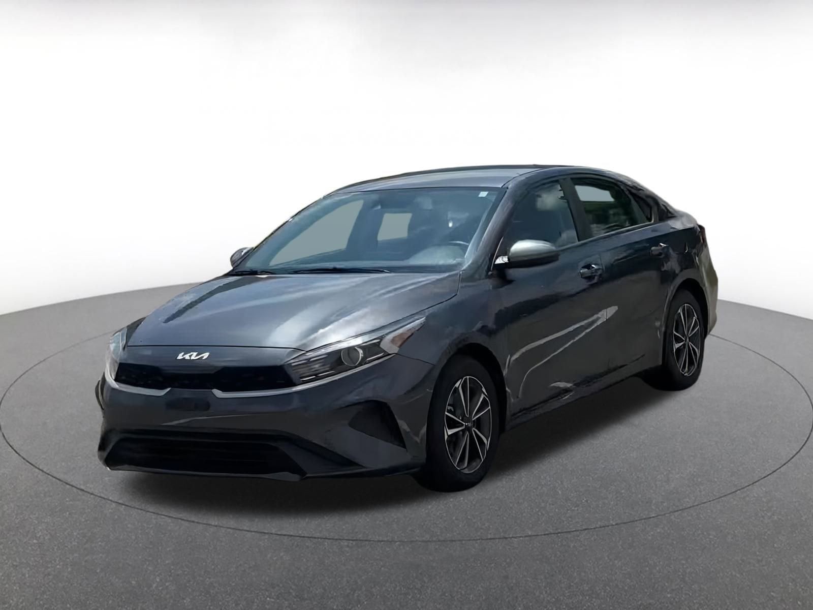 Thumbnail: 2024 Kia Forte - 7