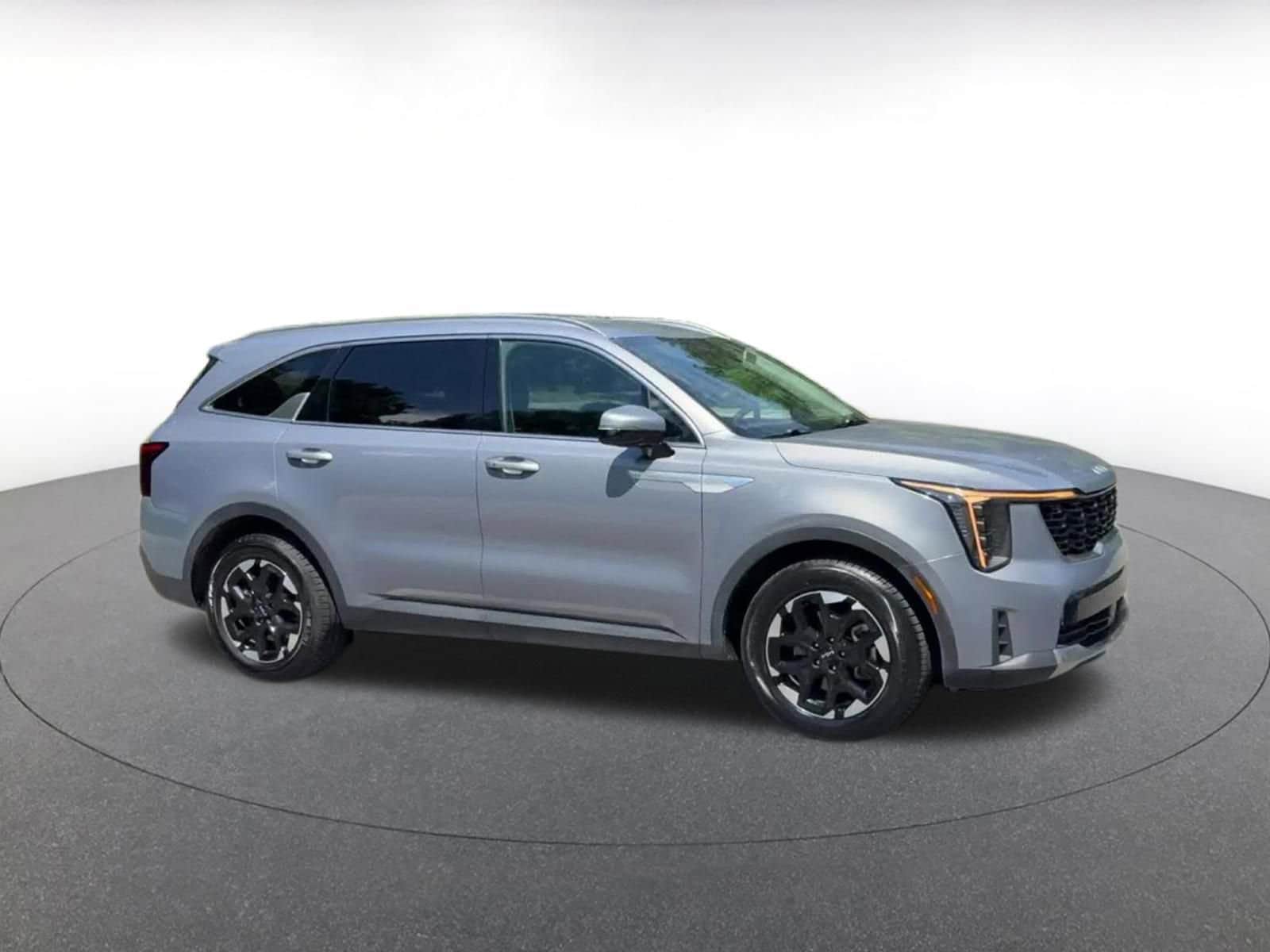 Thumbnail: 2024 Kia Sorento - 2