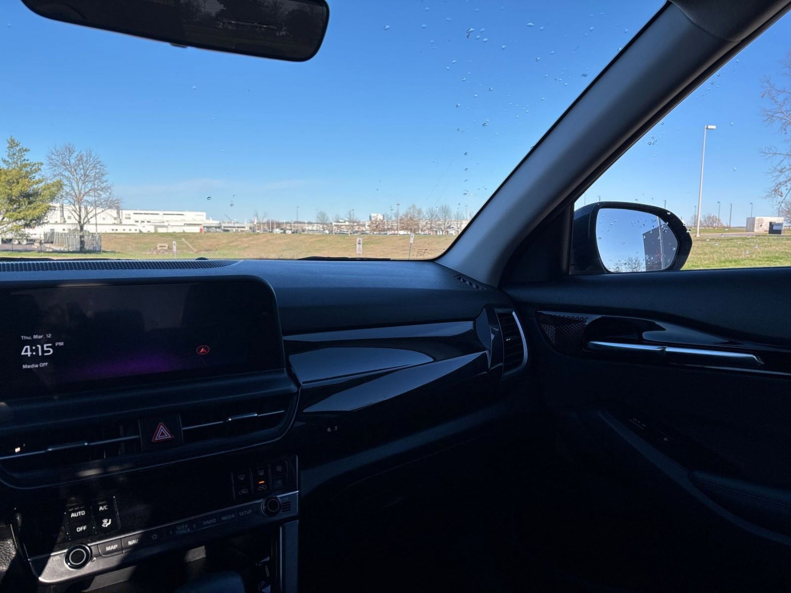 Thumbnail: 2025 Kia Seltos - 35