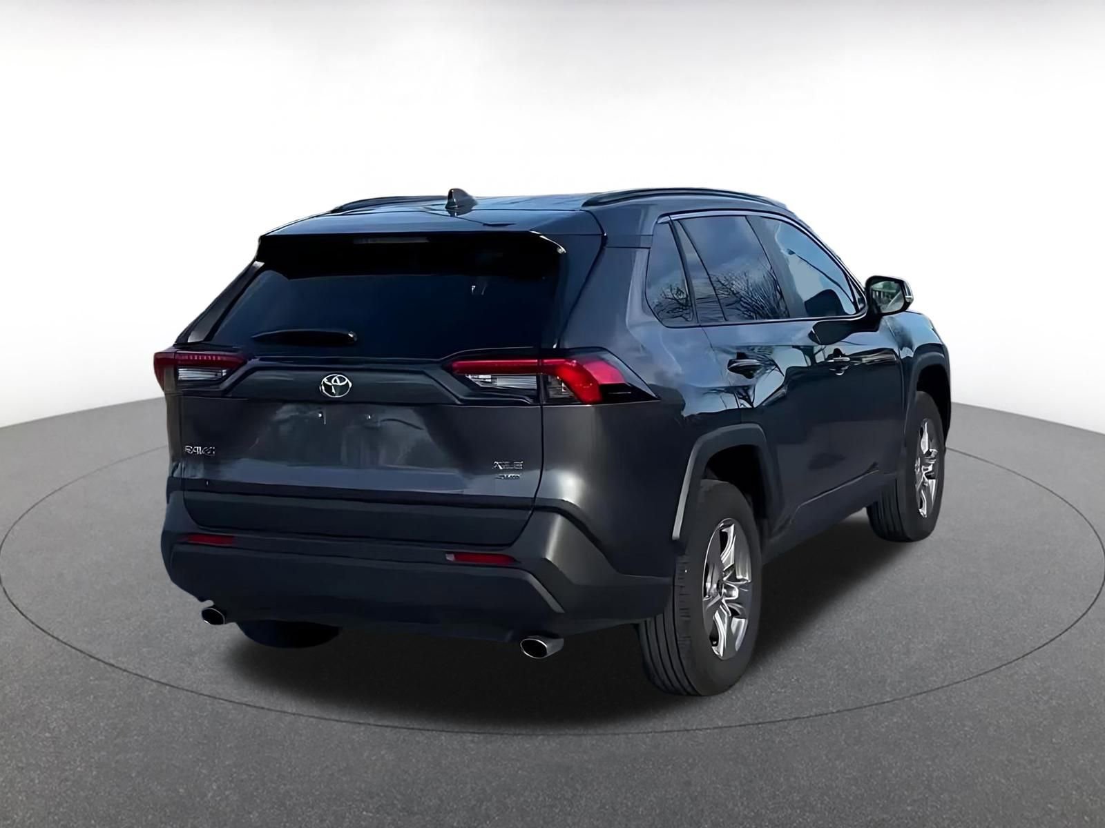 Thumbnail: 2025 Toyota RAV4 - 12