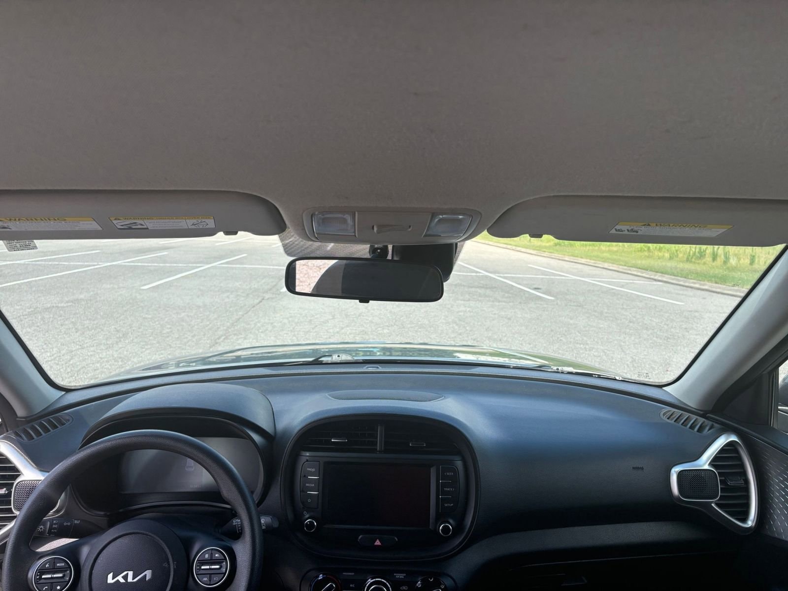 Thumbnail: 2023 Kia Soul - 32