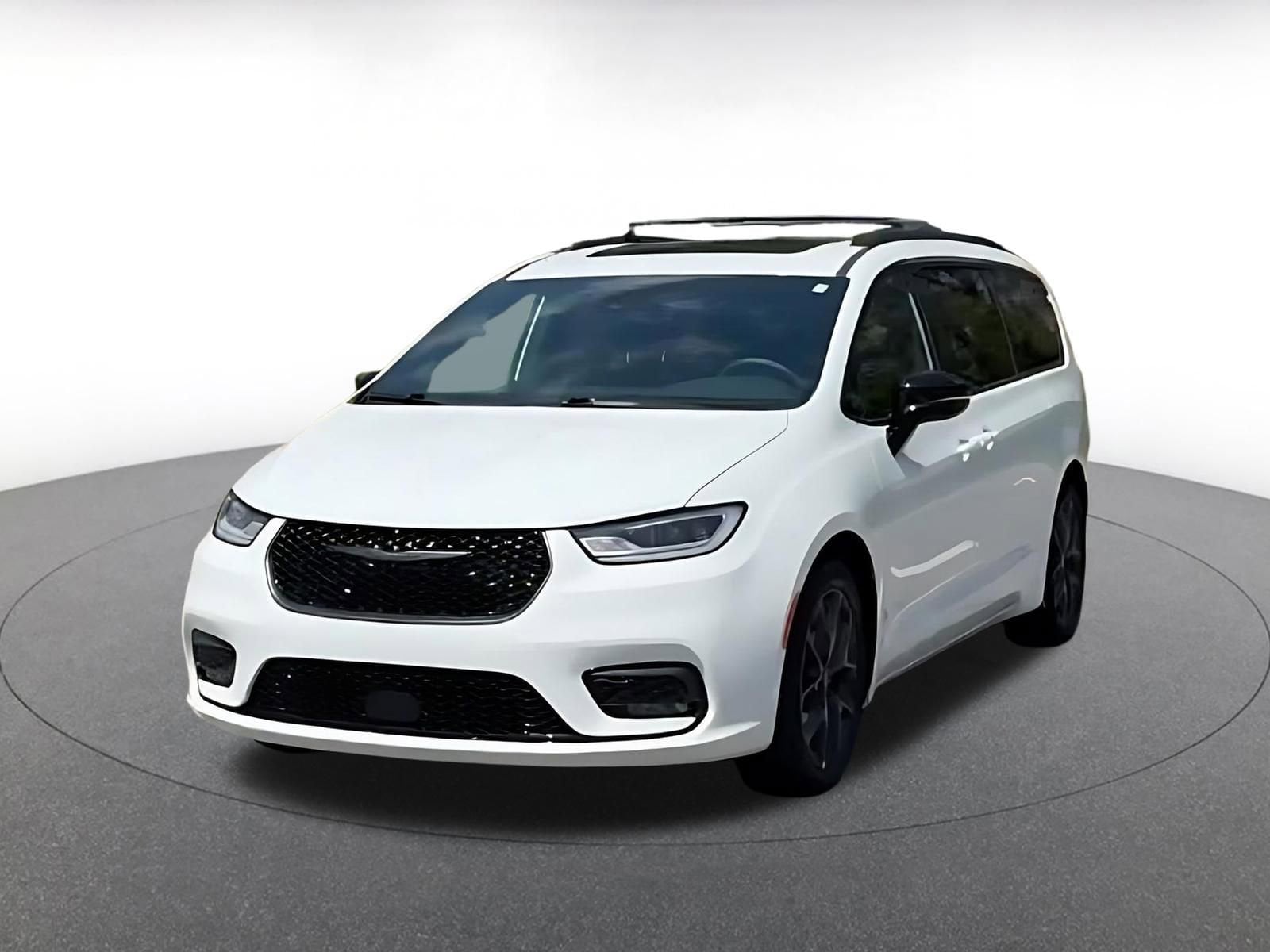 Thumbnail: 2025 Chrysler Pacifica - 7