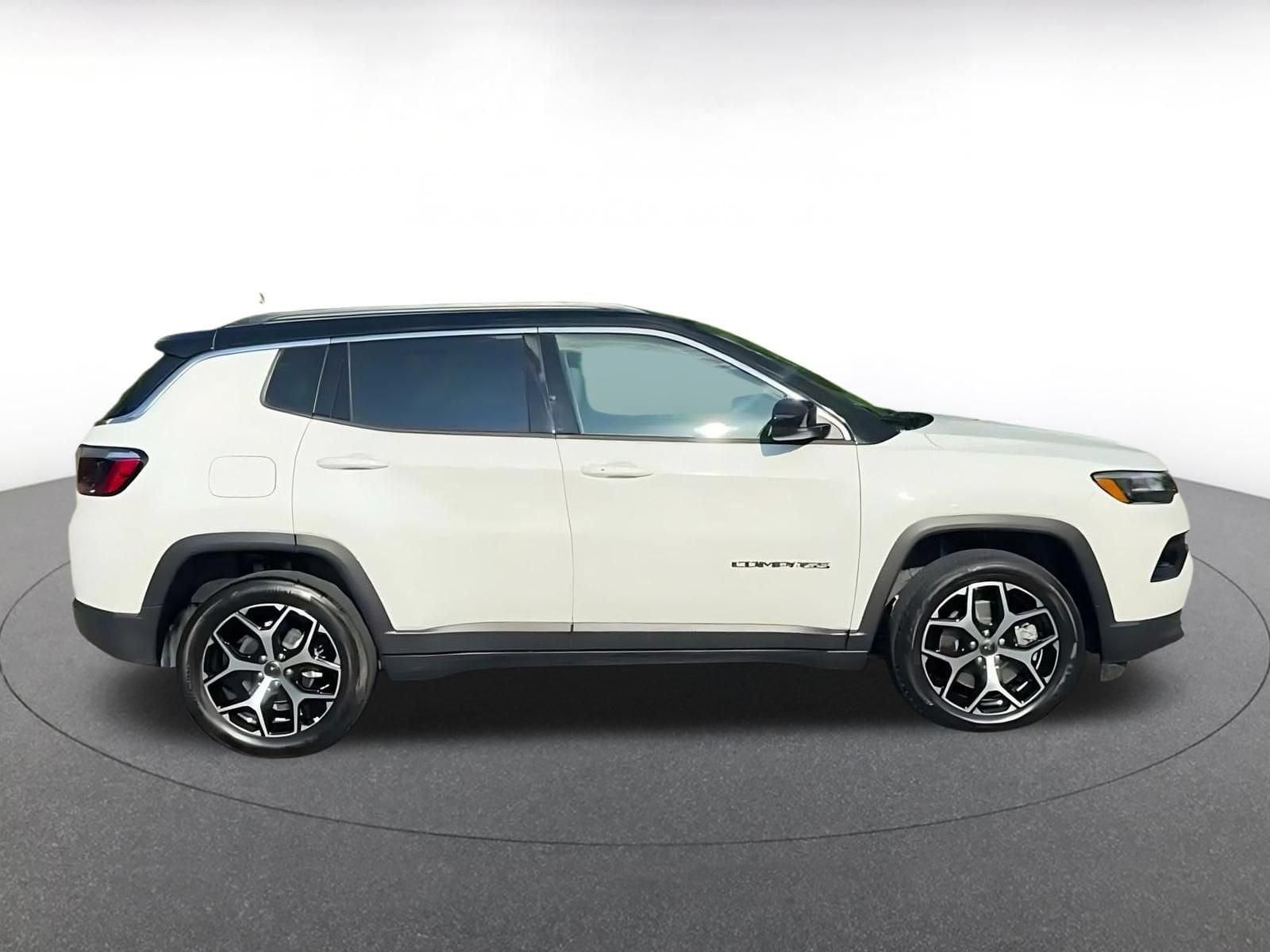 Thumbnail: 2025 Jeep Compass - 13