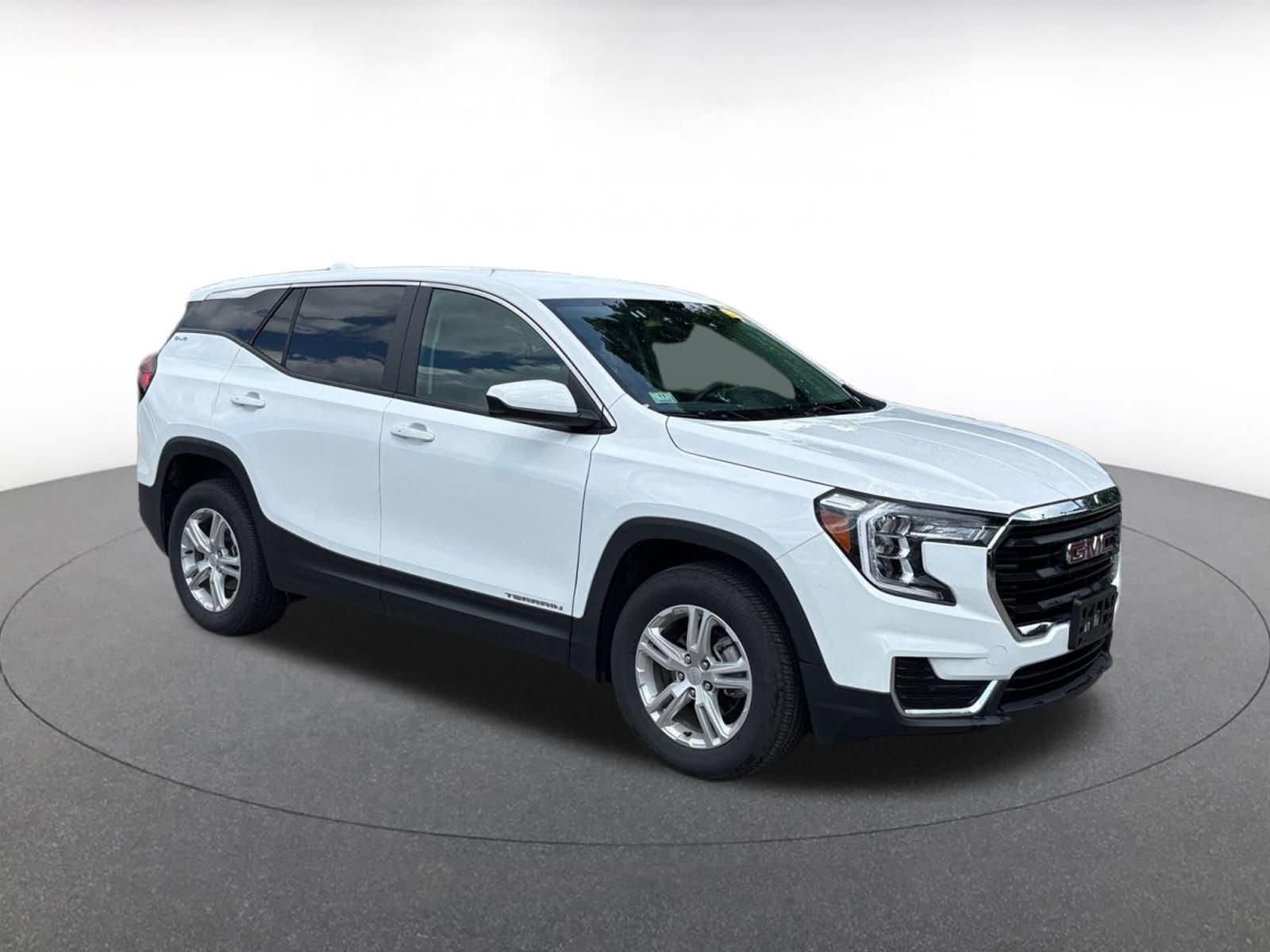 Thumbnail: 2024 GMC Terrain - 1