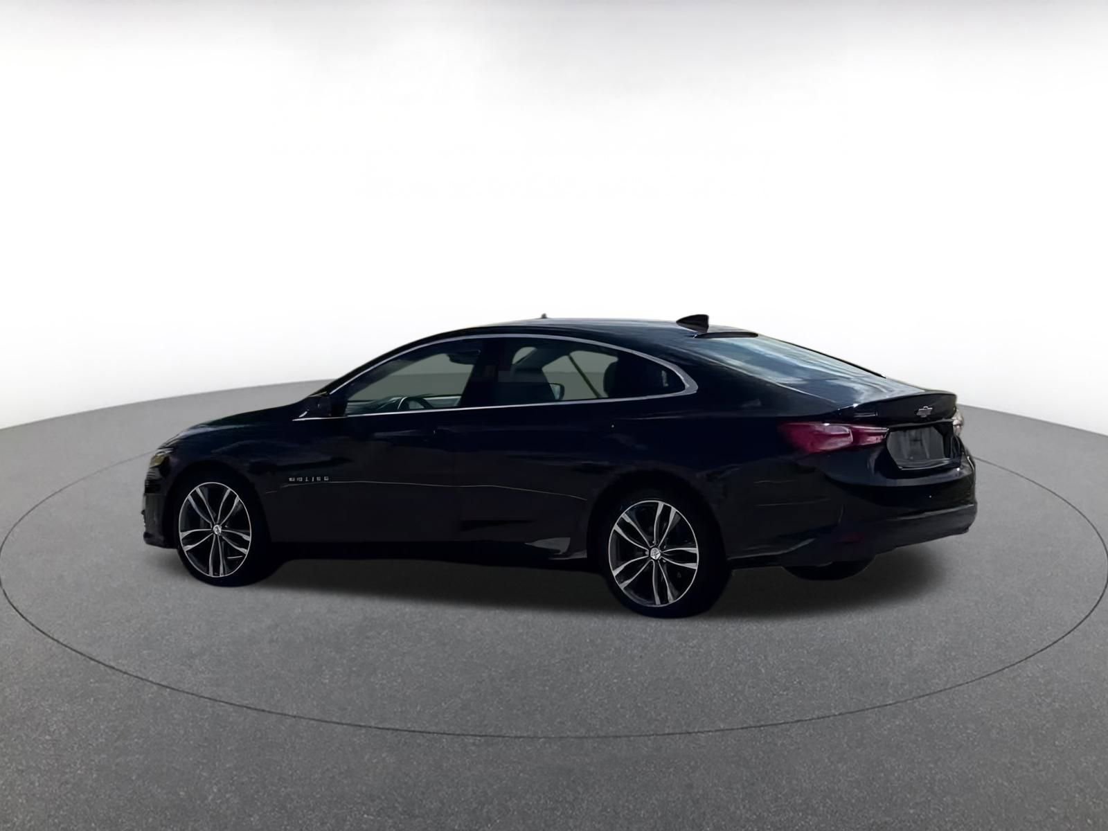 Thumbnail: 2024 Chevrolet Malibu - 7