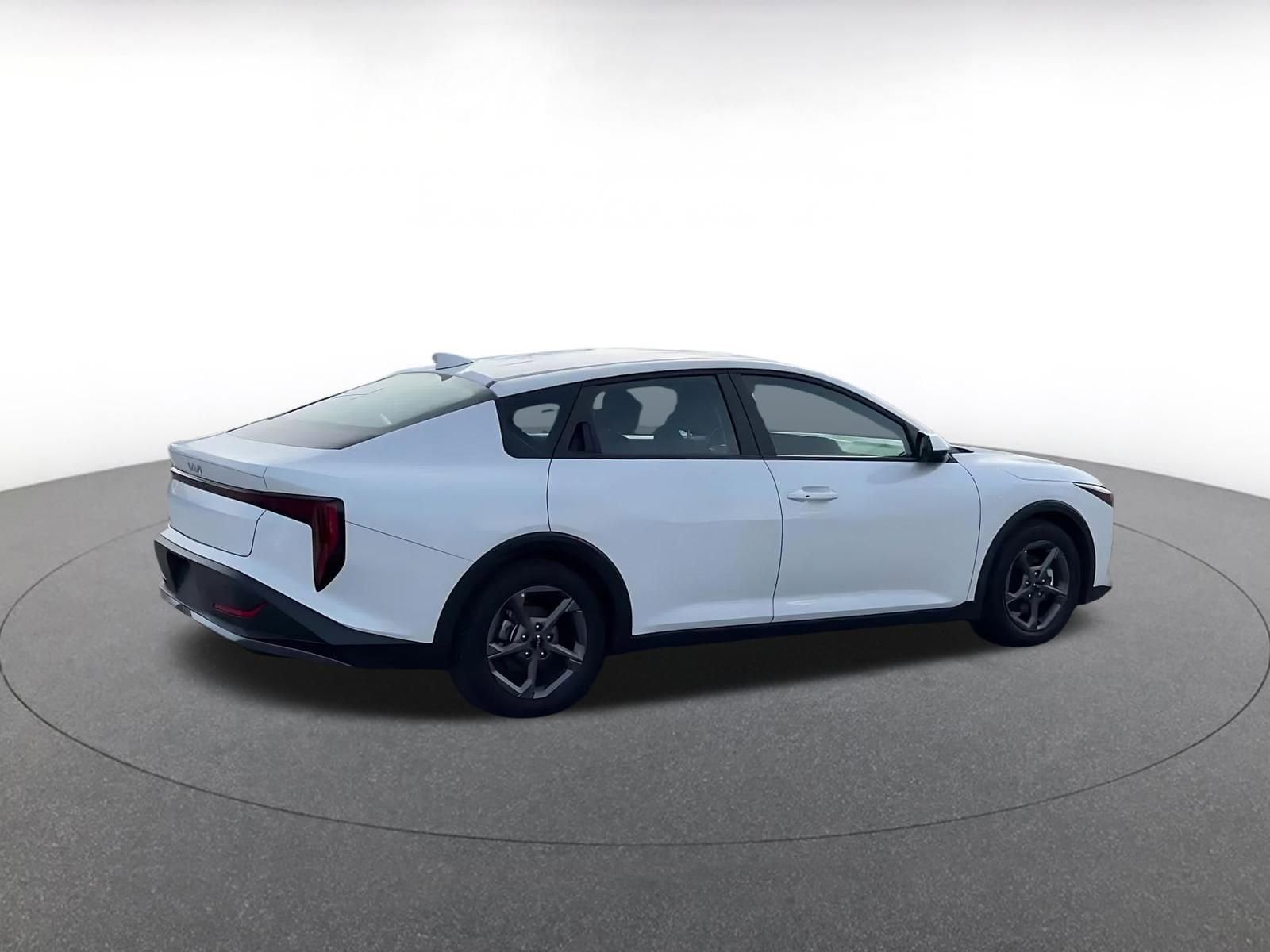 Thumbnail: 2025 Kia K4 - 14