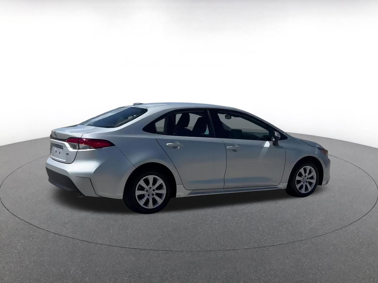 Thumbnail: 2024 Toyota Corolla - 18
