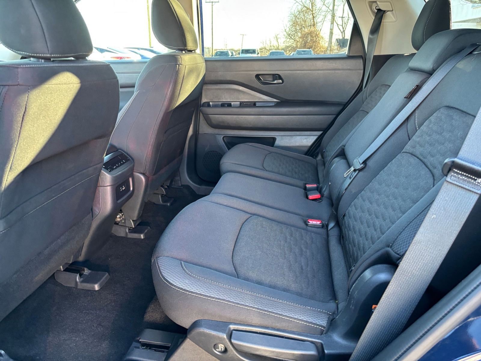 Thumbnail: 2025 Nissan Pathfinder - 28