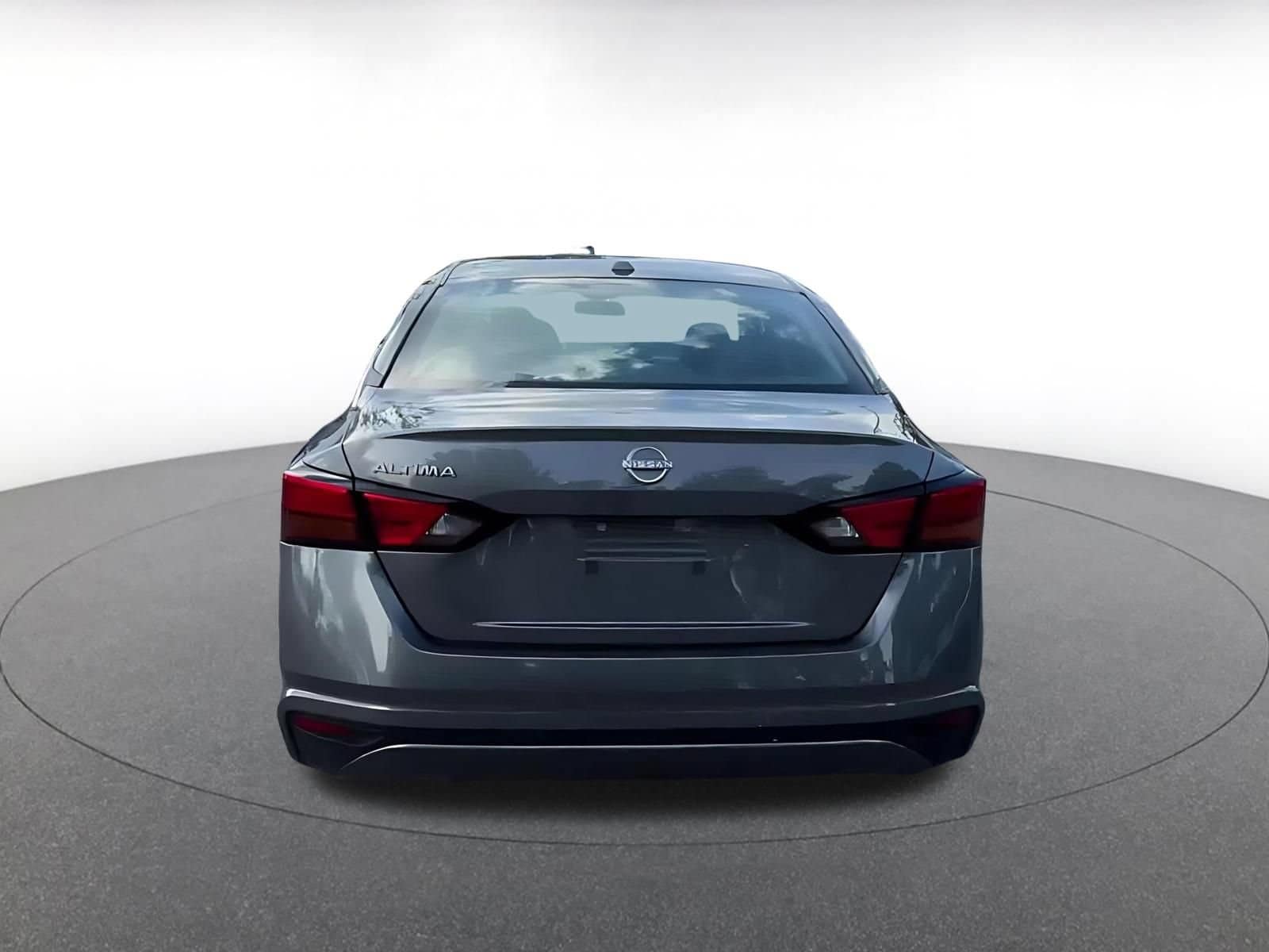 Thumbnail: 2025 Nissan Altima - 12