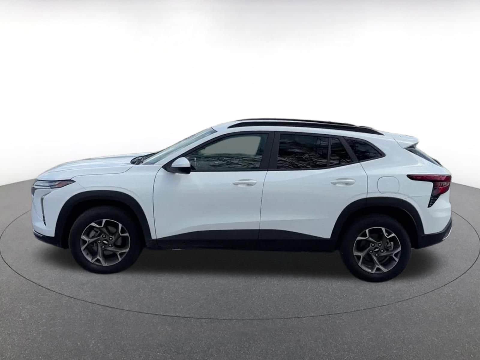 Thumbnail: 2025 Chevrolet Trax - 9